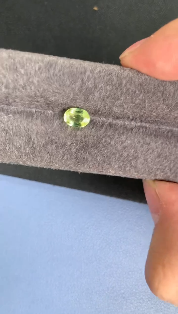 【闪购商品】金绿宝石裸石未镶嵌一粒1.2卡