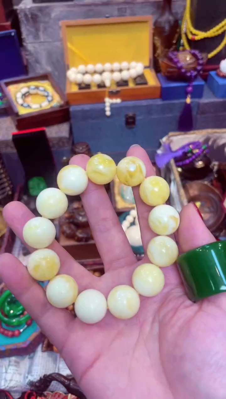 【闪购商品】蜜蜡手串未镶嵌