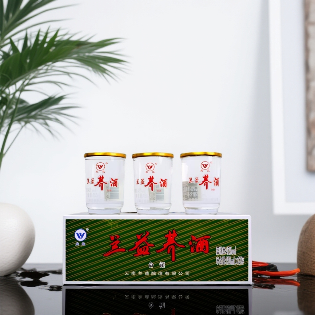 兰益【云南特产】兰益荞酒 云南清香白酒盒装42度150ml*12杯42度150