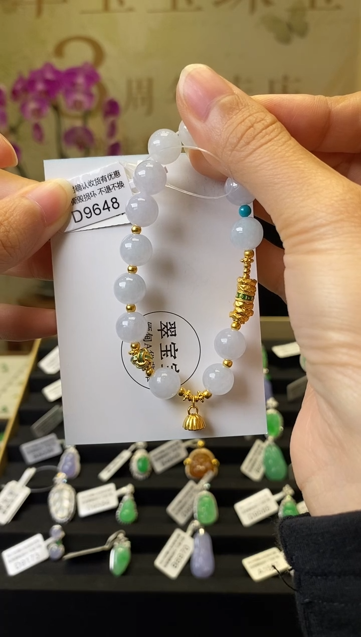 颈饰足金镶嵌翡翠D9648 足金手串 含运营费