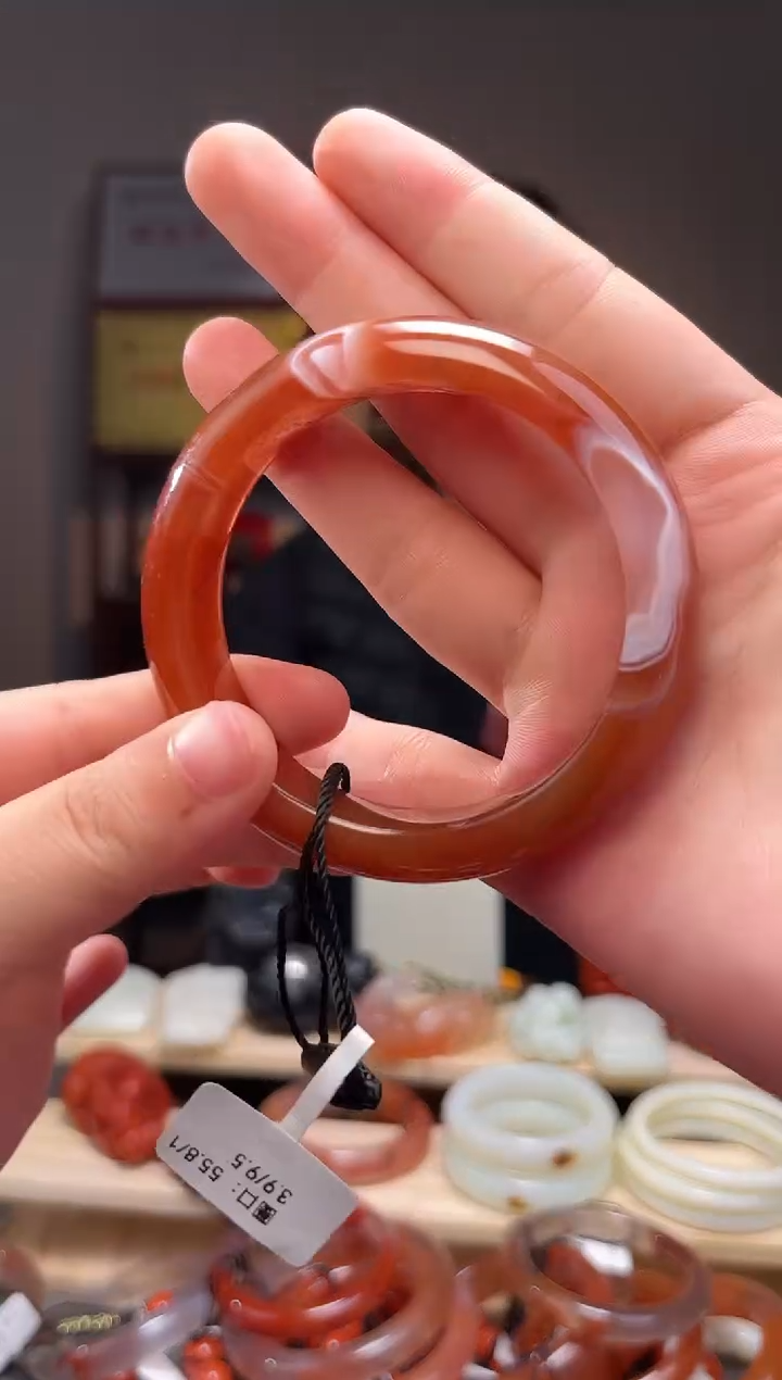 颈饰未镶嵌南红玛瑙55+