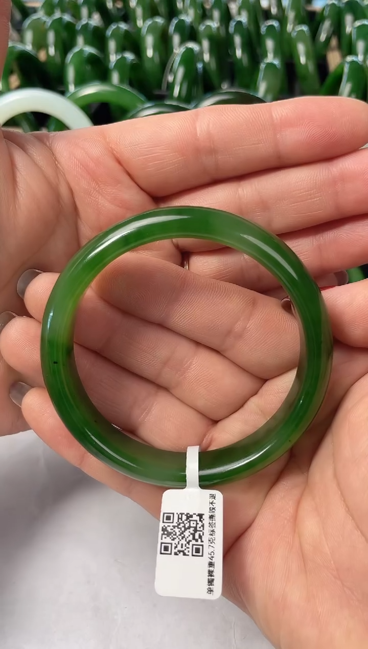 【闪购商品】和田玉（碧玉）手镯未镶嵌碧玉手镯