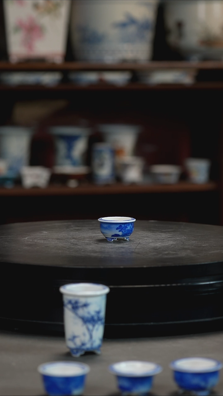 釉下青花手绘盆如***✪釉下青花手绘盆 如*✪