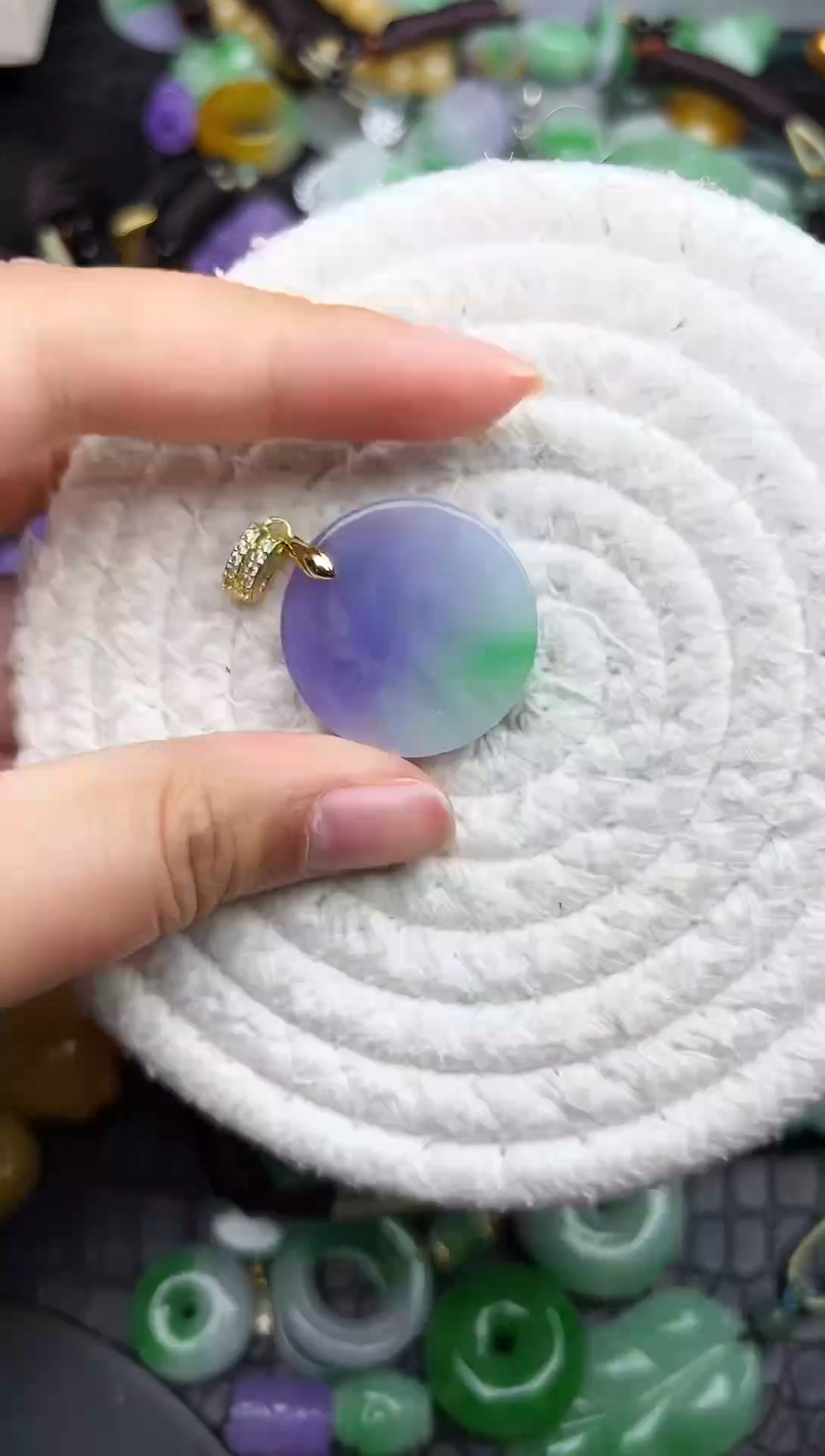 颈饰未镶嵌翡翠缅甸翡翠吊坠