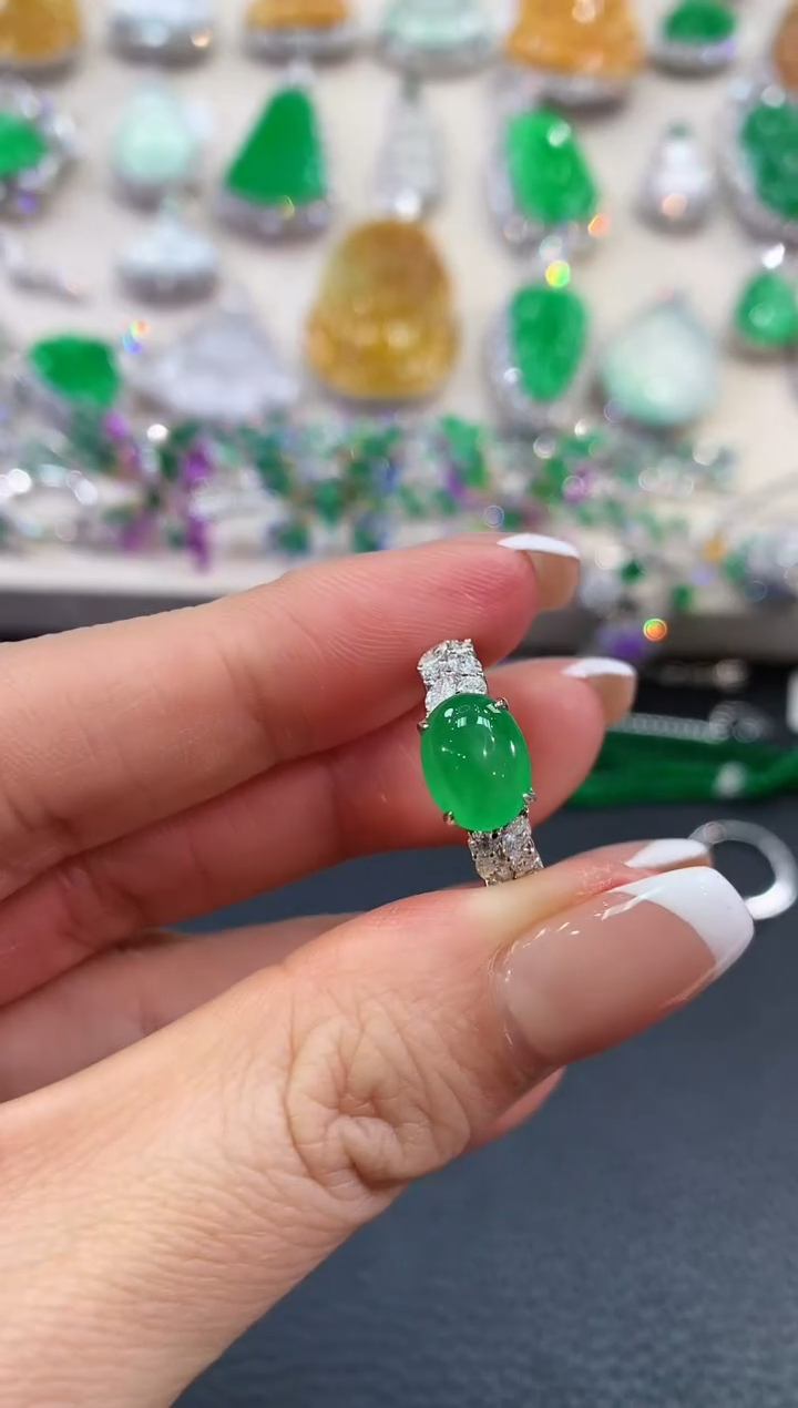 【闪购商品】翡翠戒指18K金镶嵌B27           