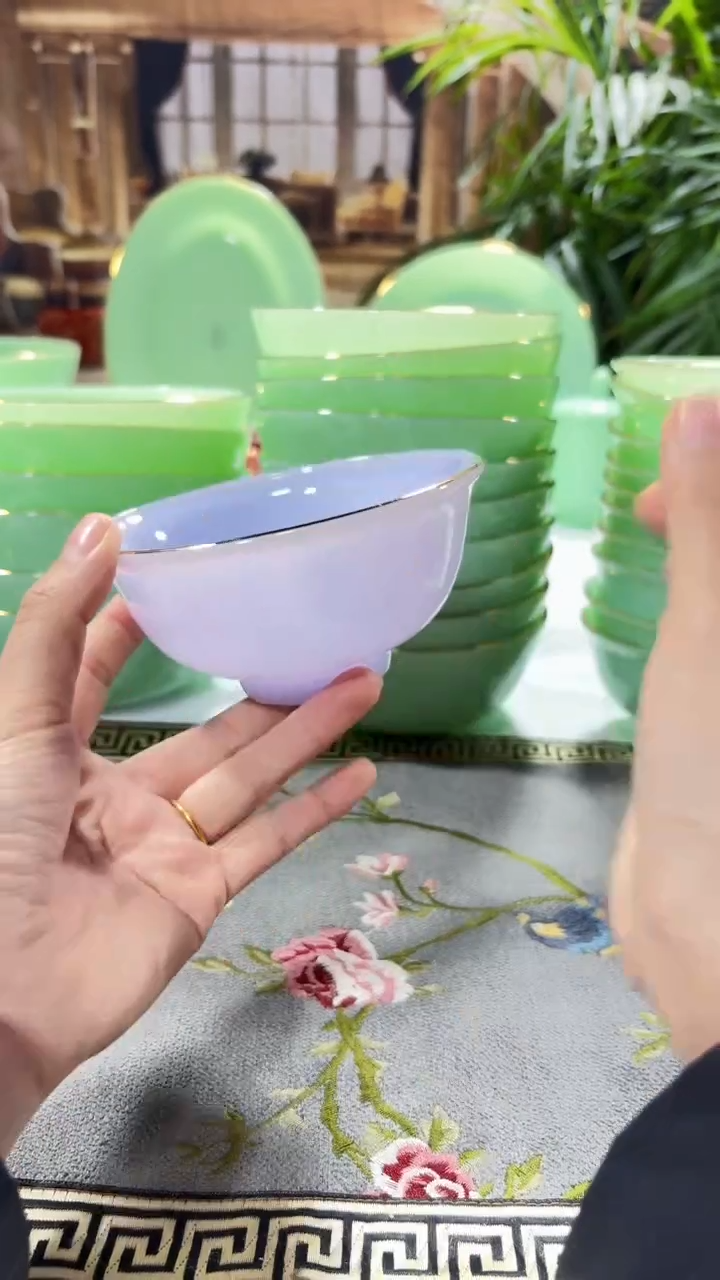 【闪购商品】...4.5英寸玉瓷碗6个口径11.5厘米紫色