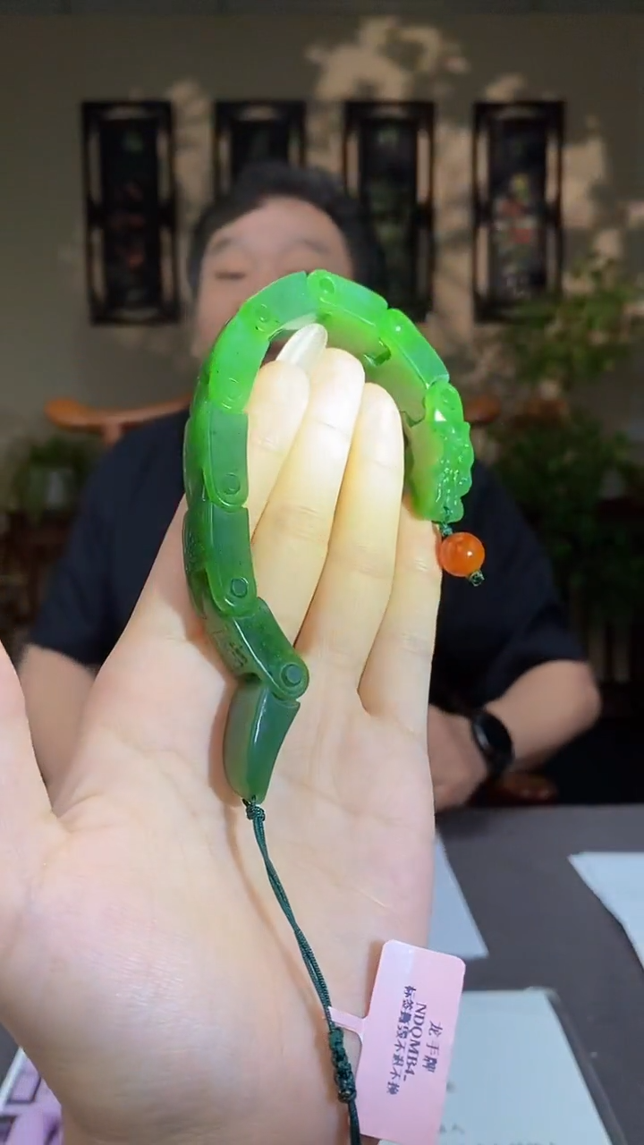 和田玉未镶嵌颈饰C074