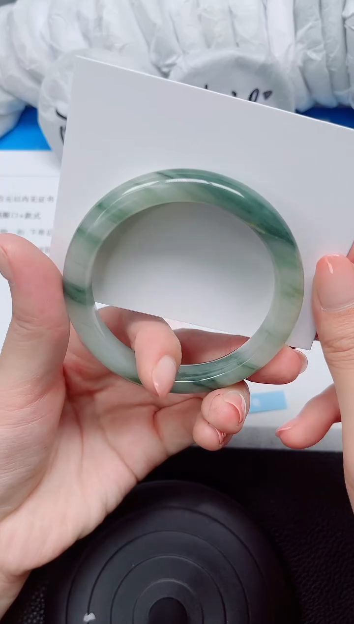 石英质玉手镯未镶嵌224-56.8