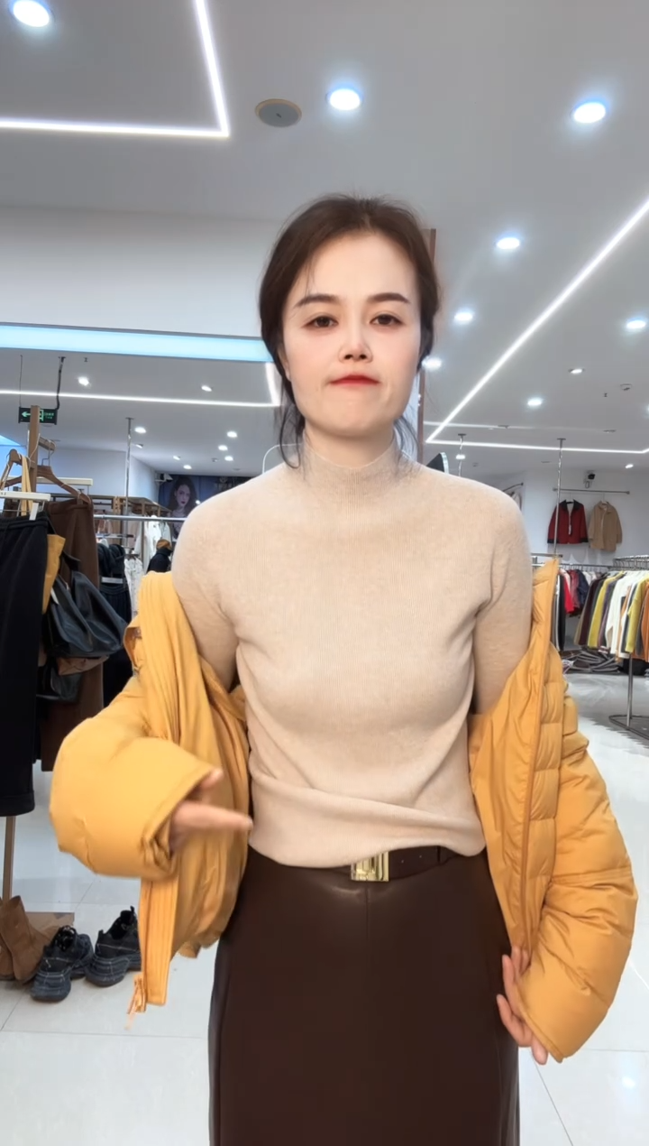 时尚百搭气质打底