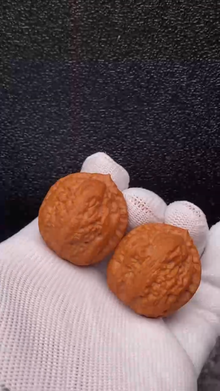 【闪购商品】文玩核桃把件赤龙粗筋