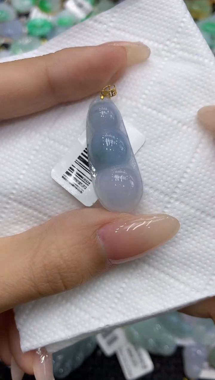 翡翠18K金镶嵌颈饰111111111111