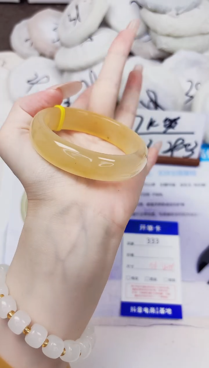 未镶嵌手镯石英质玉333-财气镯-圈口53