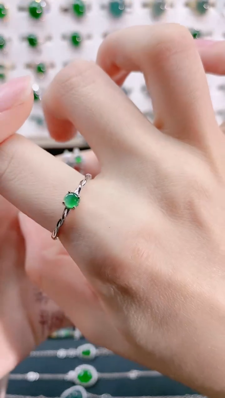 【闪购商品】翡翠戒指银S925镶嵌天然翡翠