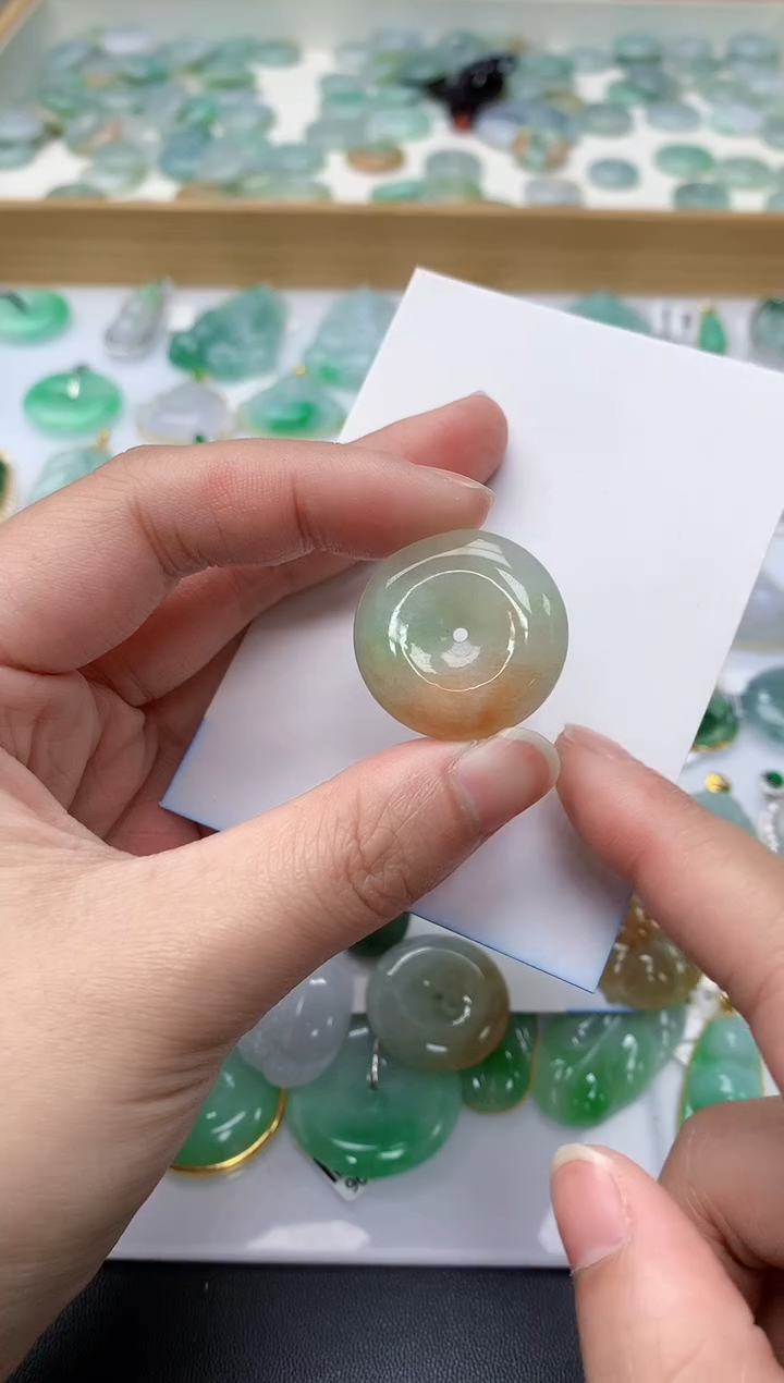 颈饰未镶嵌翡翠天然A货