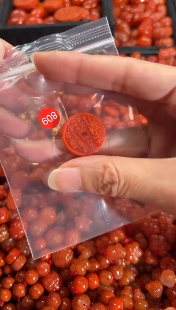 【闪购商品】南红玛瑙颈饰未镶嵌1