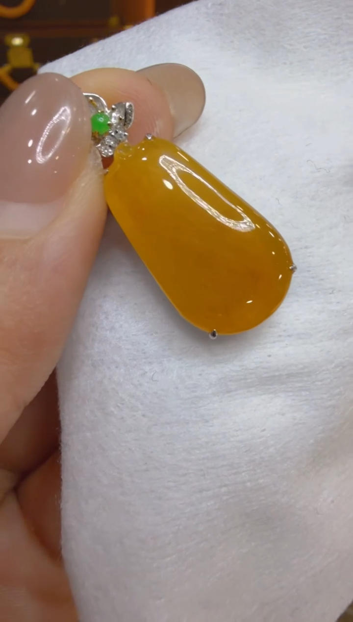 吊坠(不含链)18K金镶嵌翡翠多样性团购发一件