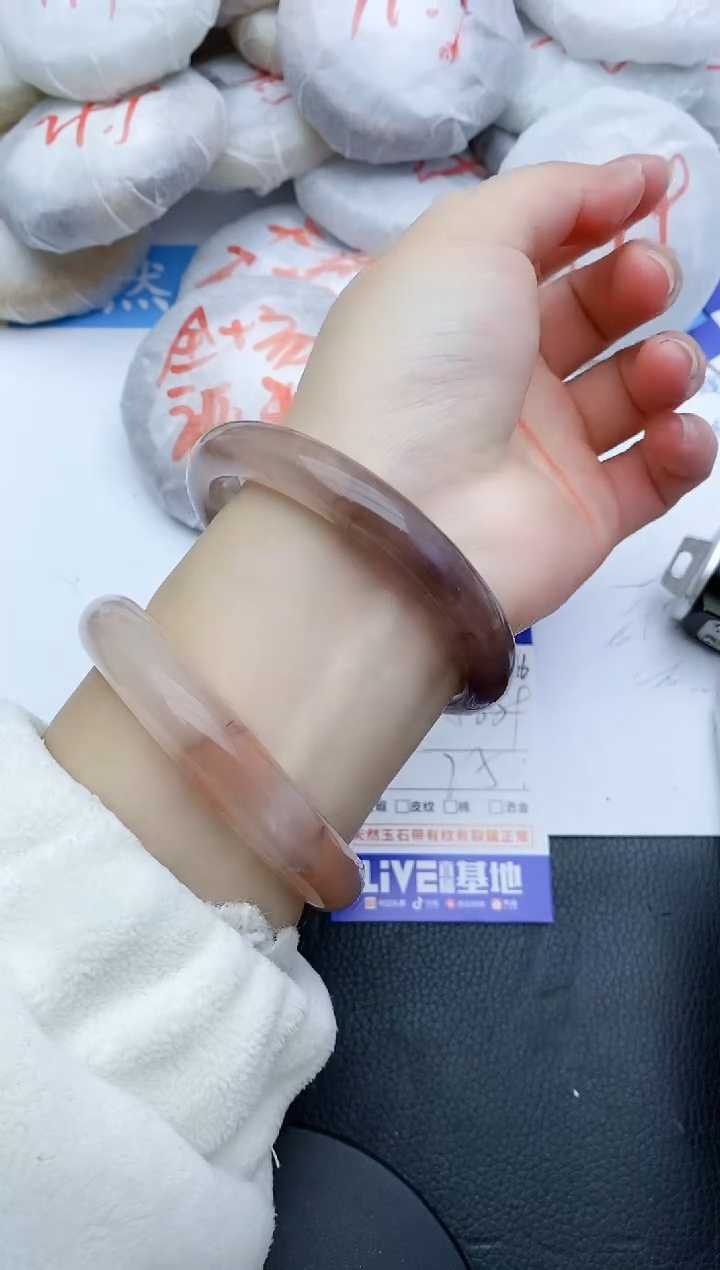 【闪购商品】石英质玉手镯未镶嵌166+58/59