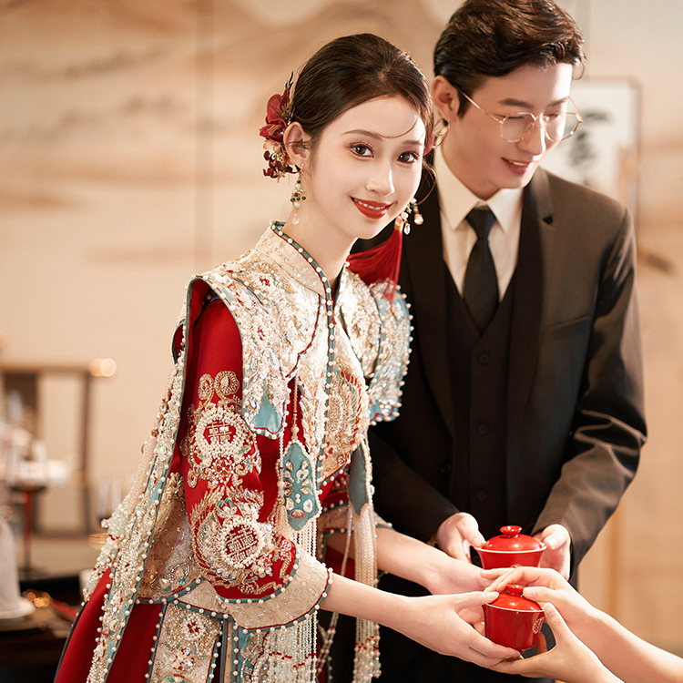 重工秀禾服2025新款女中式新娘服龙凤褂婚服出阁服奢华浅色秀和服