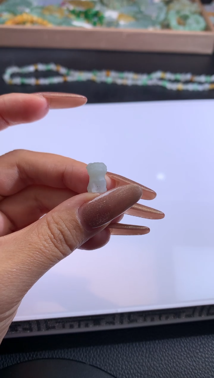 【闪购商品】定制翡翠未镶嵌翡翠