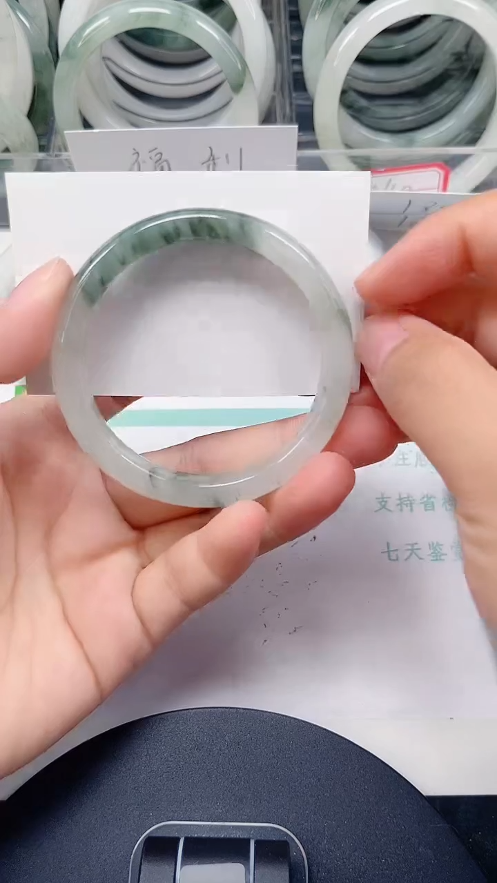 未镶嵌手镯石英质玉72-53/54