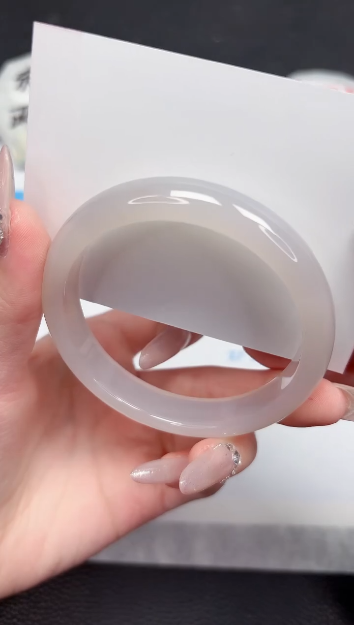 【闪购商品】石英质玉手镯未镶嵌54-58.2