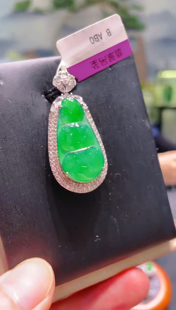 翡翠未镶嵌颈饰翡翠A7