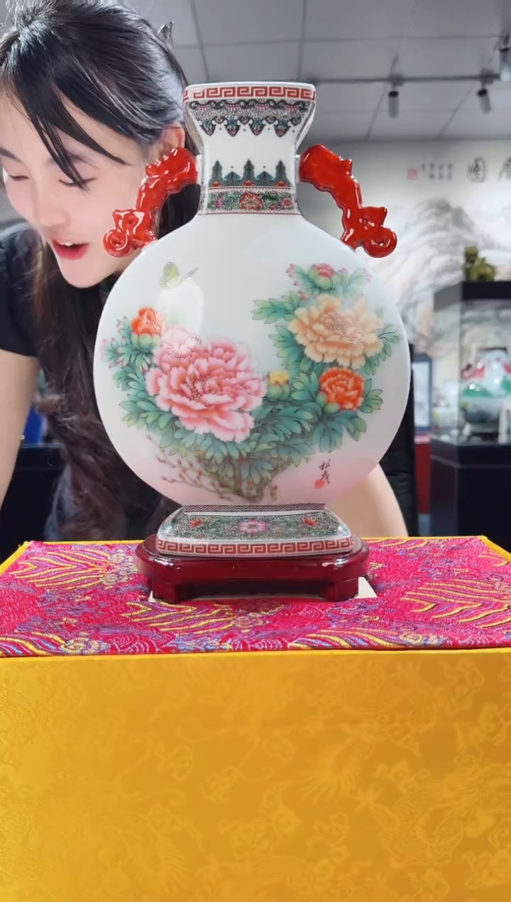 摆件景德镇陶瓷抱月瓶