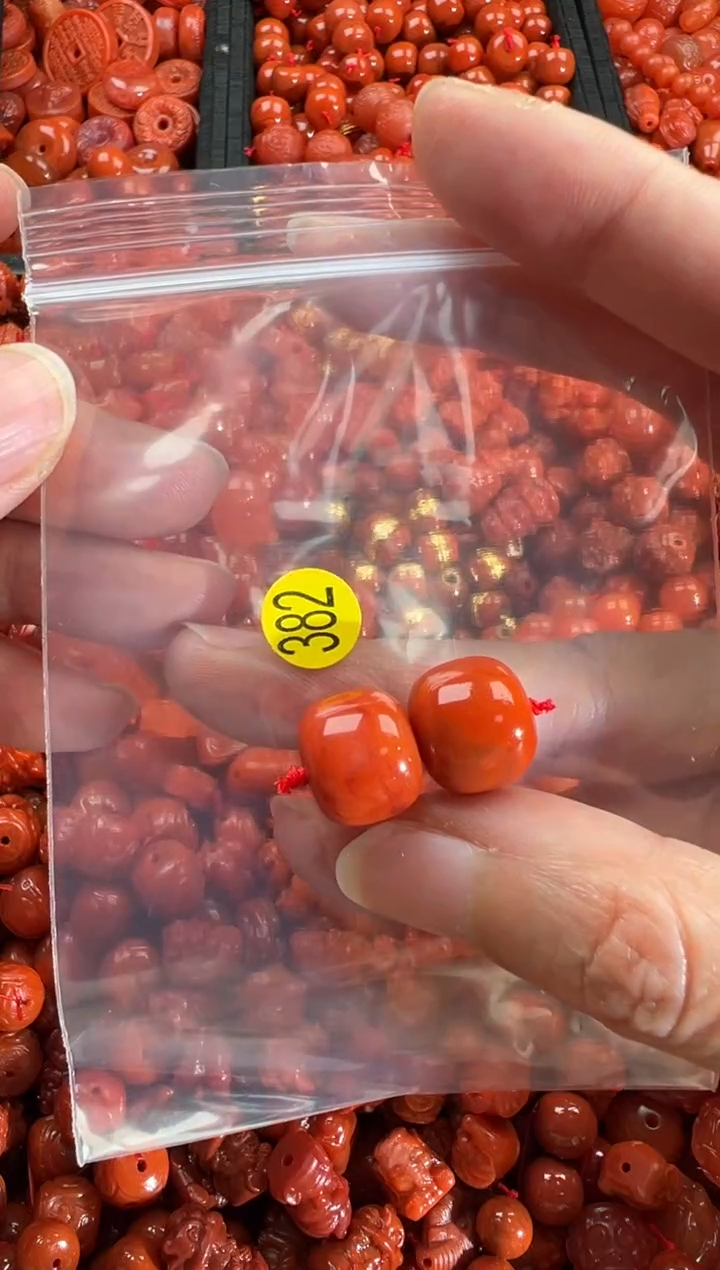 【闪购商品】南红玛瑙颈饰未镶嵌1