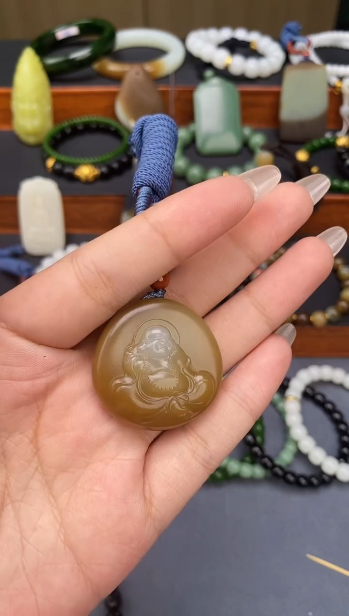 手串未镶嵌和田玉西*糖料弥勒佛