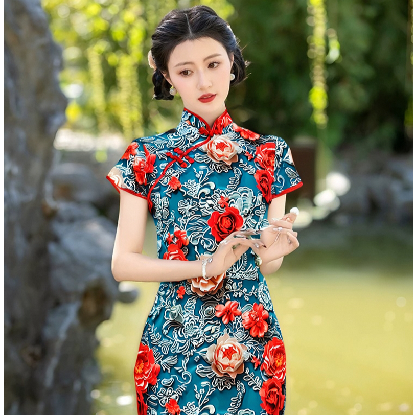  改良旗袍立体印花2025新款夏季中长款修身显瘦连衣裙日常短袖