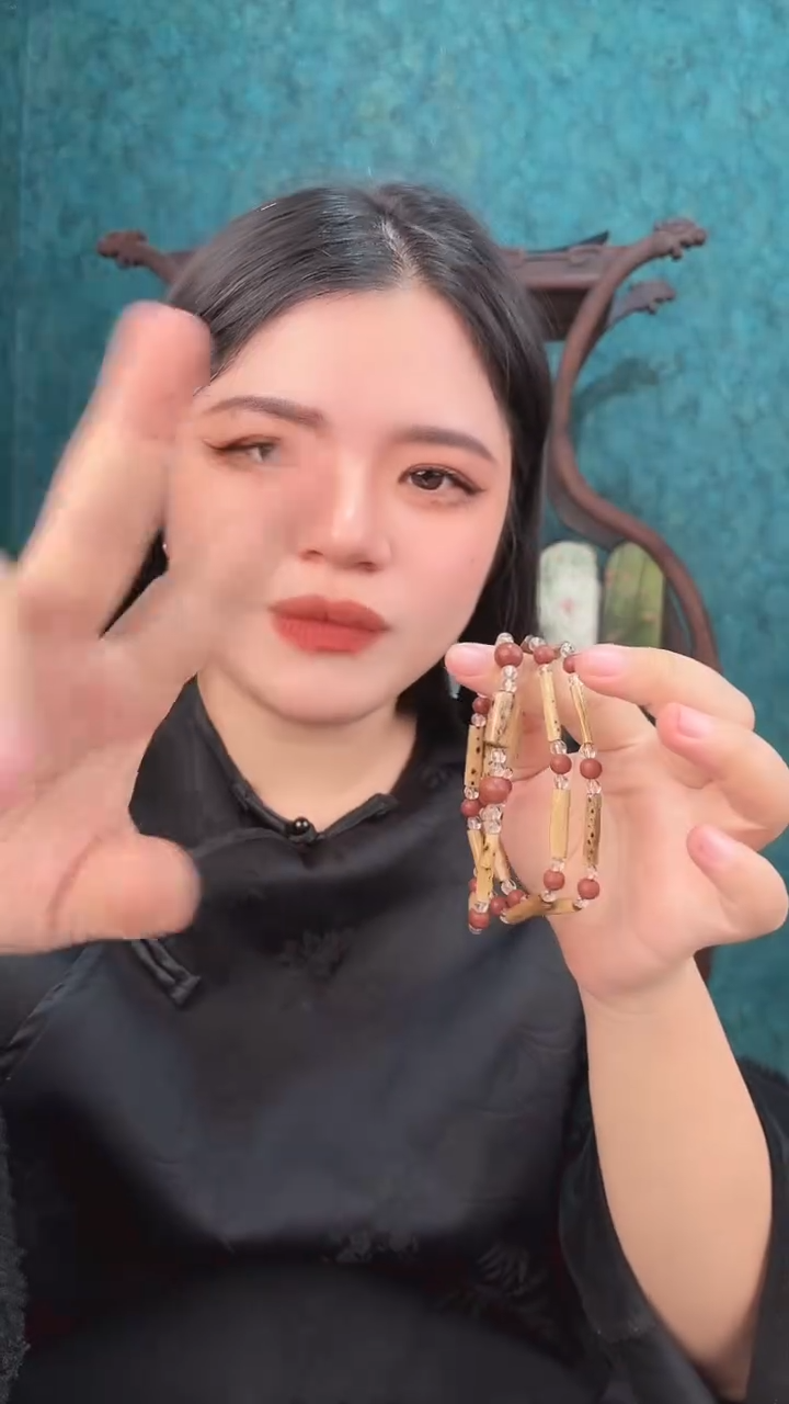 珠串红麝香方0.6多圈项链