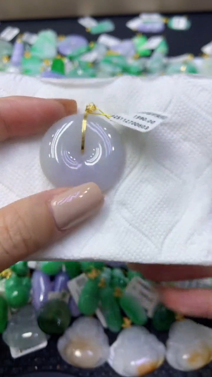 颈饰18K金镶嵌翡翠天然缅甸翡翠A货