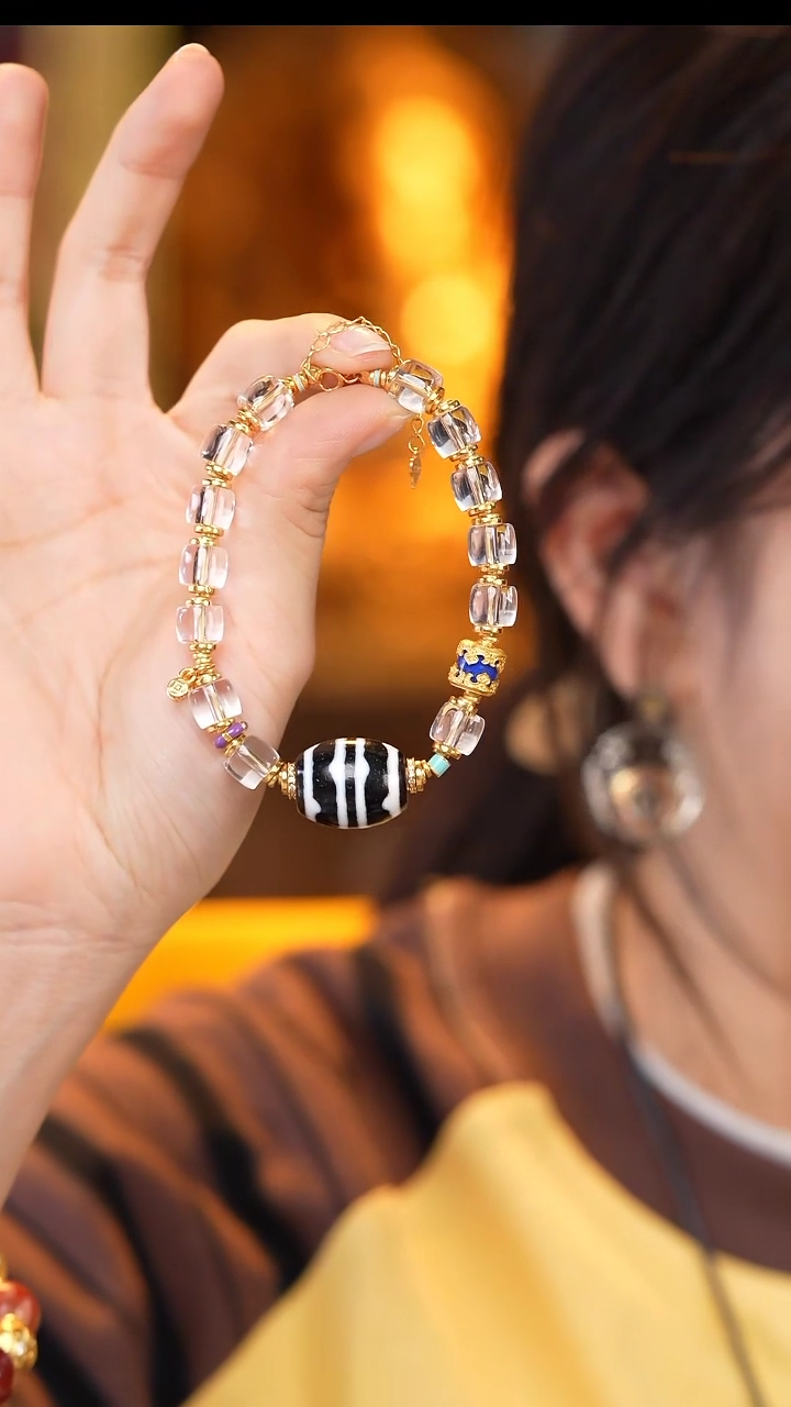 【闪购商品】玛瑙/玉髓颈饰银S925镶嵌Z28715牙牙手串