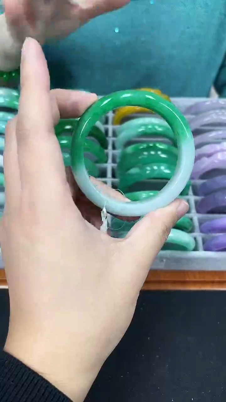 【闪购商品】砖雕h29 半山水手镯 圈口53-61