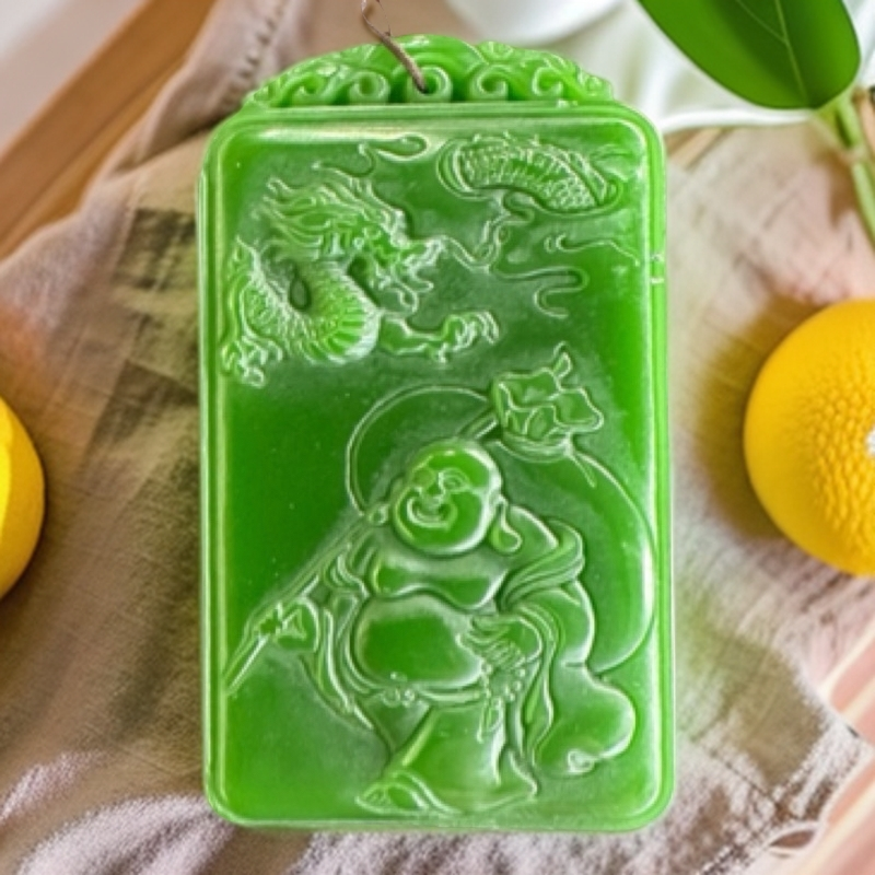 DLD02 绿色佛公吊坠