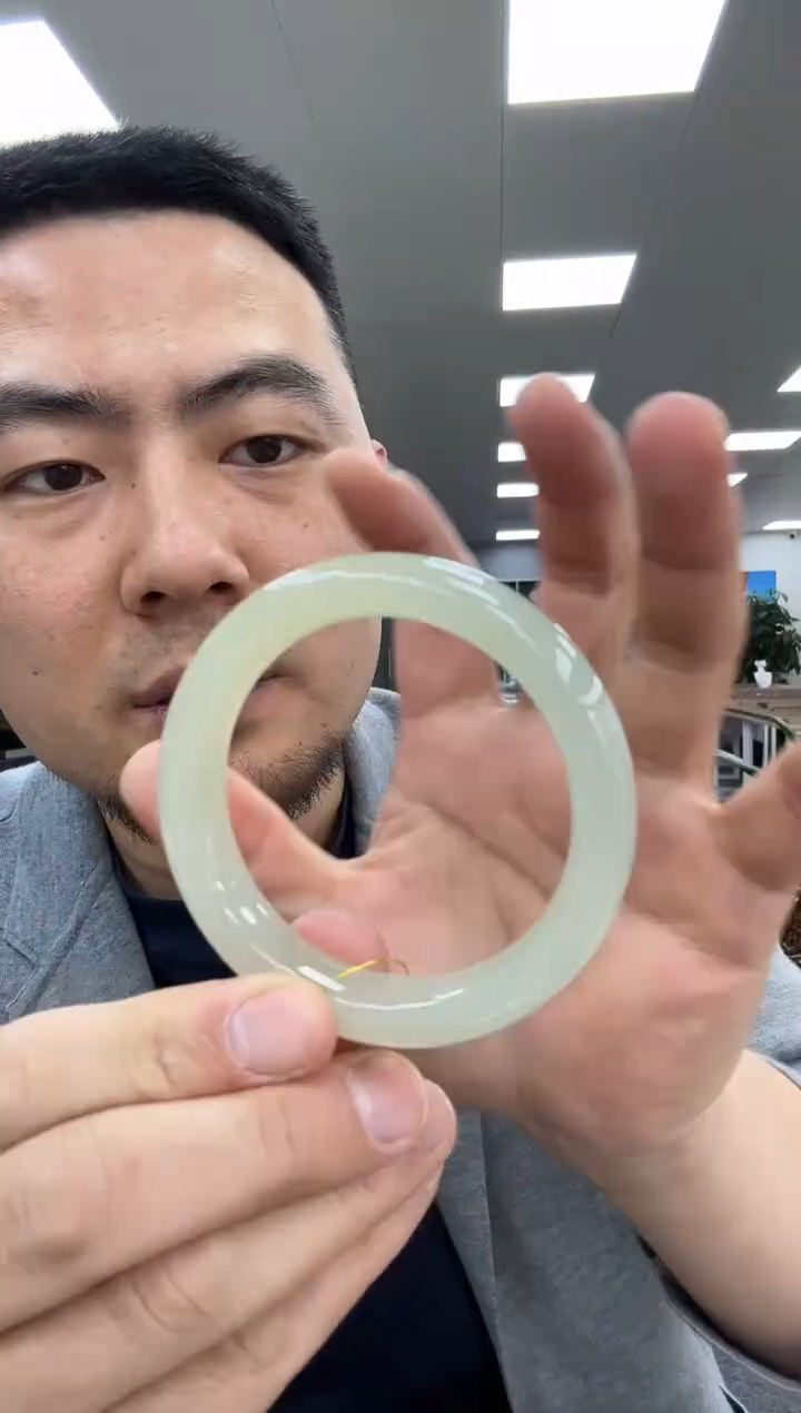 【闪购商品】和田玉手镯未镶嵌56  261