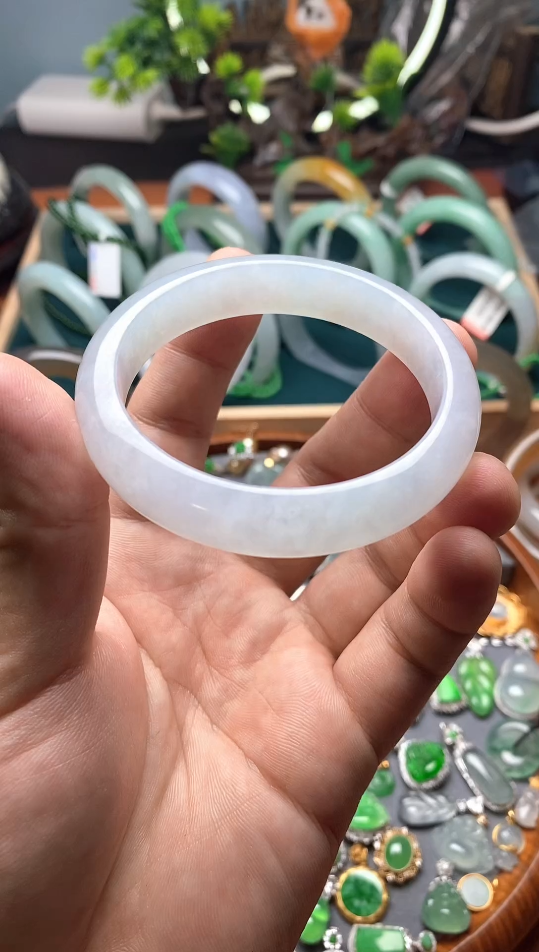 【闪购商品】翡翠手镯未镶嵌06/56正圈