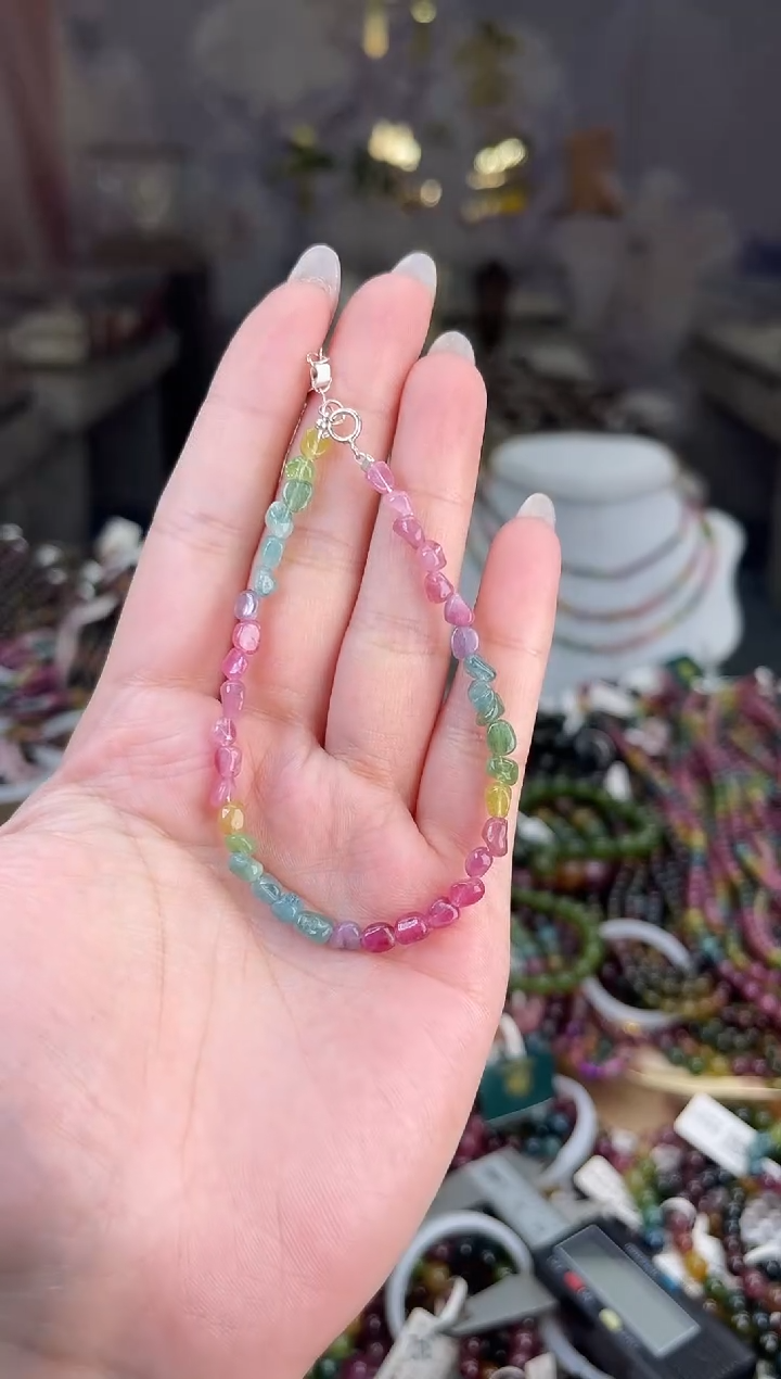 【闪购商品】/未镶嵌碧玺碧玺手链多样性发货