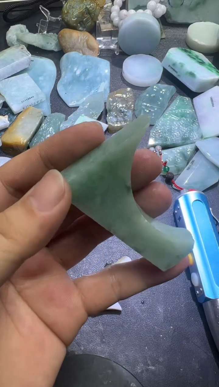 未镶嵌挂件翡翠天然缅甸翡翠A货