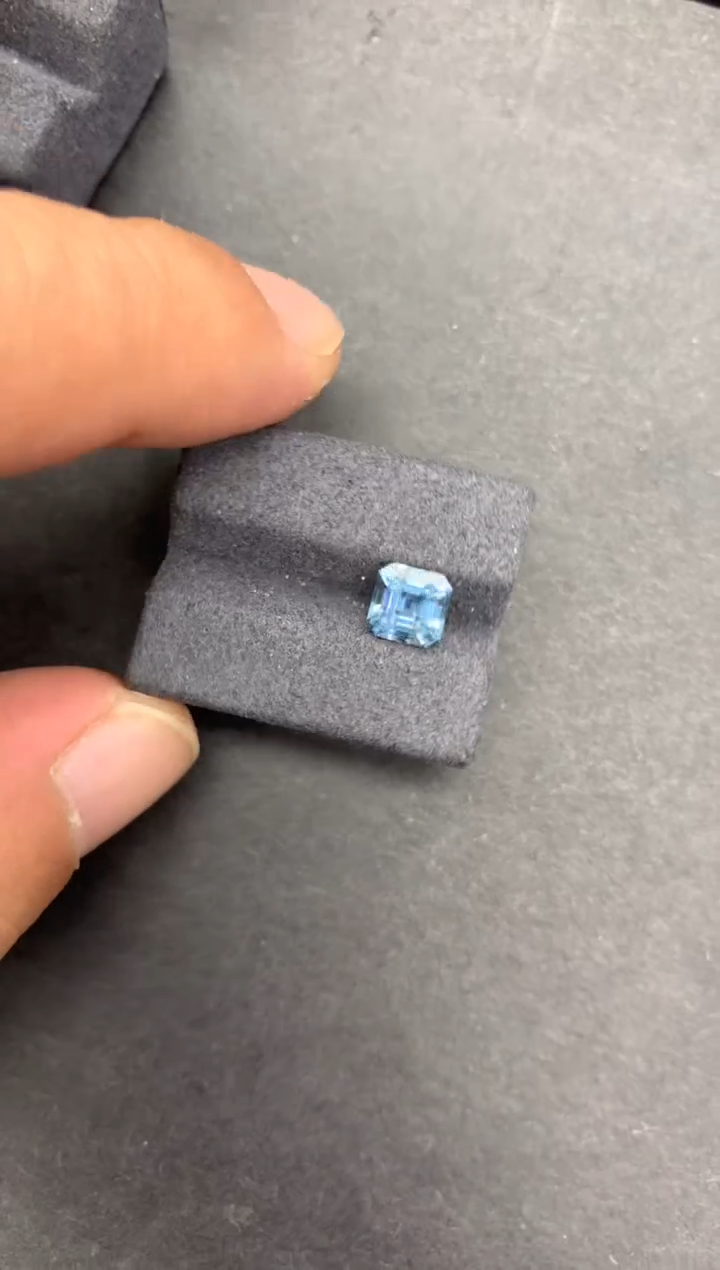 【闪购商品】海蓝宝石裸石未镶嵌1克拉