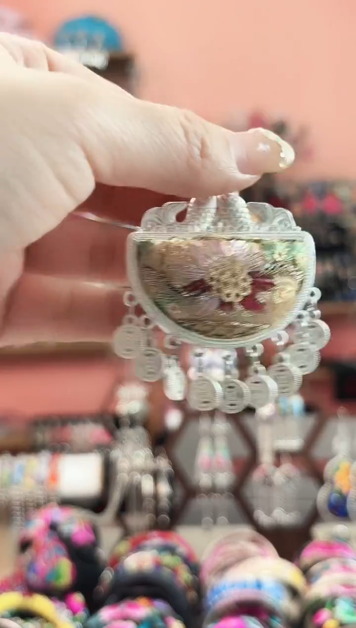 艺枝独绣手工饰品66