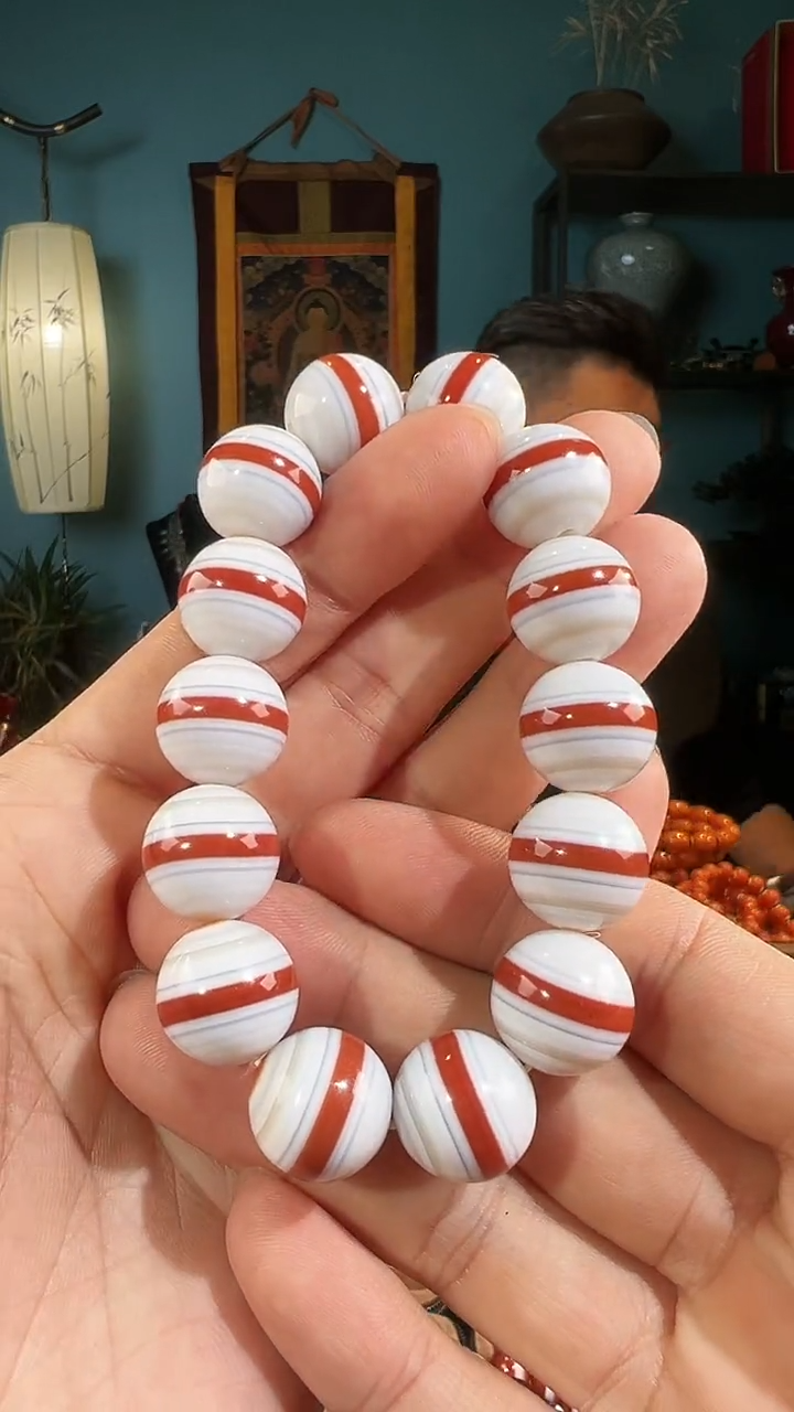 【闪购商品】玛瑙/玉髓颈饰未镶嵌红一线