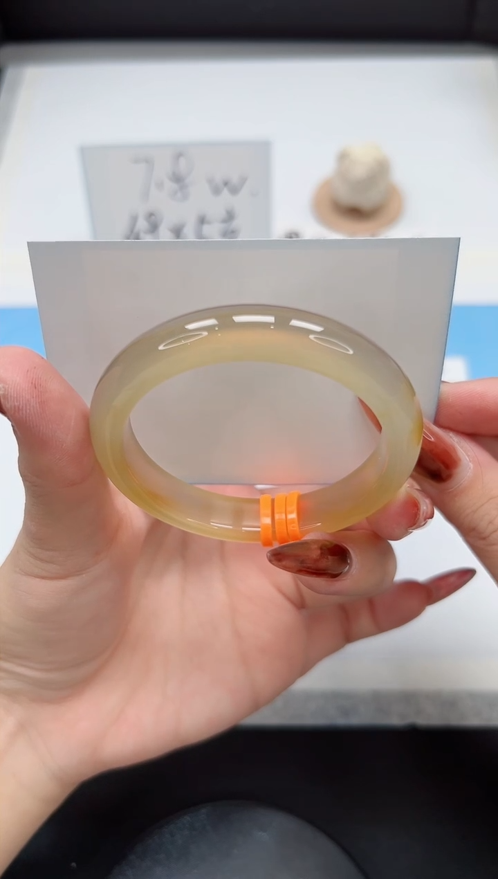 【闪购商品】玛瑙/玉髓手镯未镶嵌270/香槟52.8