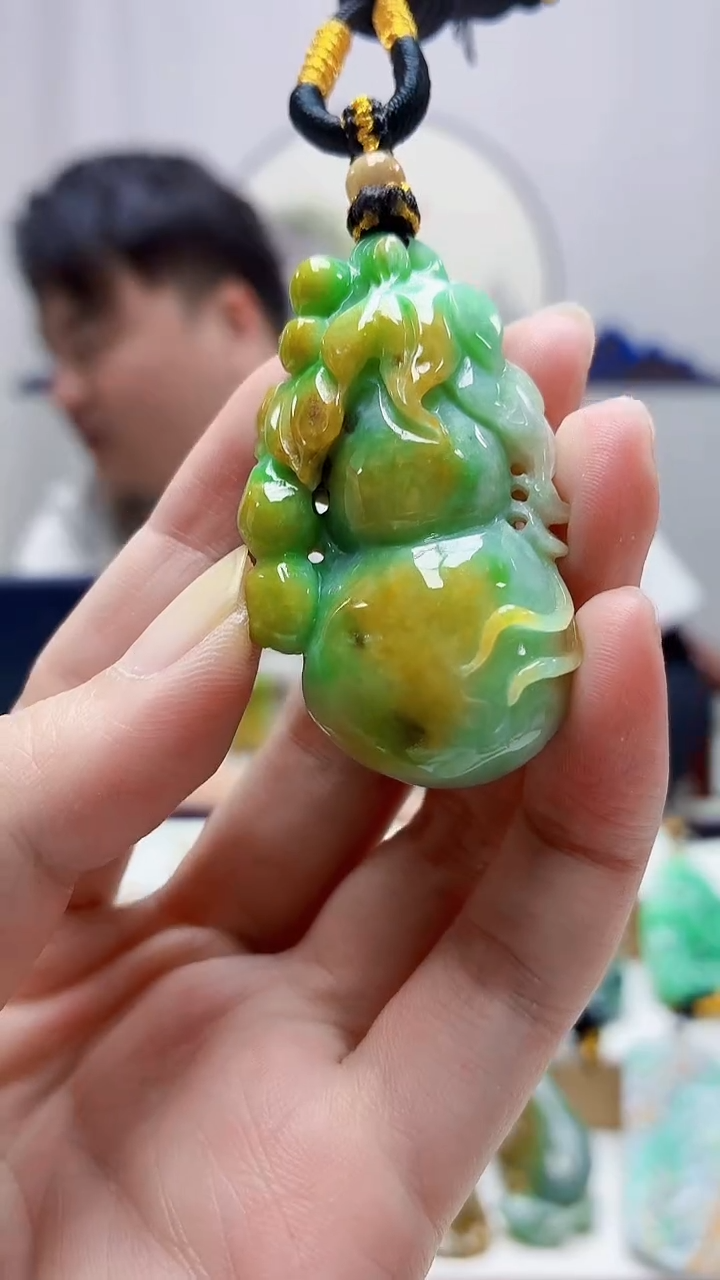 未镶嵌定制翡翠5060zm-毛货挂件葫芦10