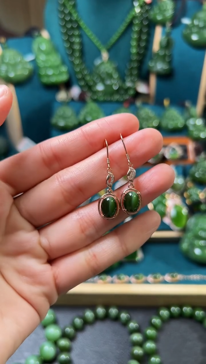 【闪购商品】和田玉（碧玉）耳钩银S925镶嵌碧玉