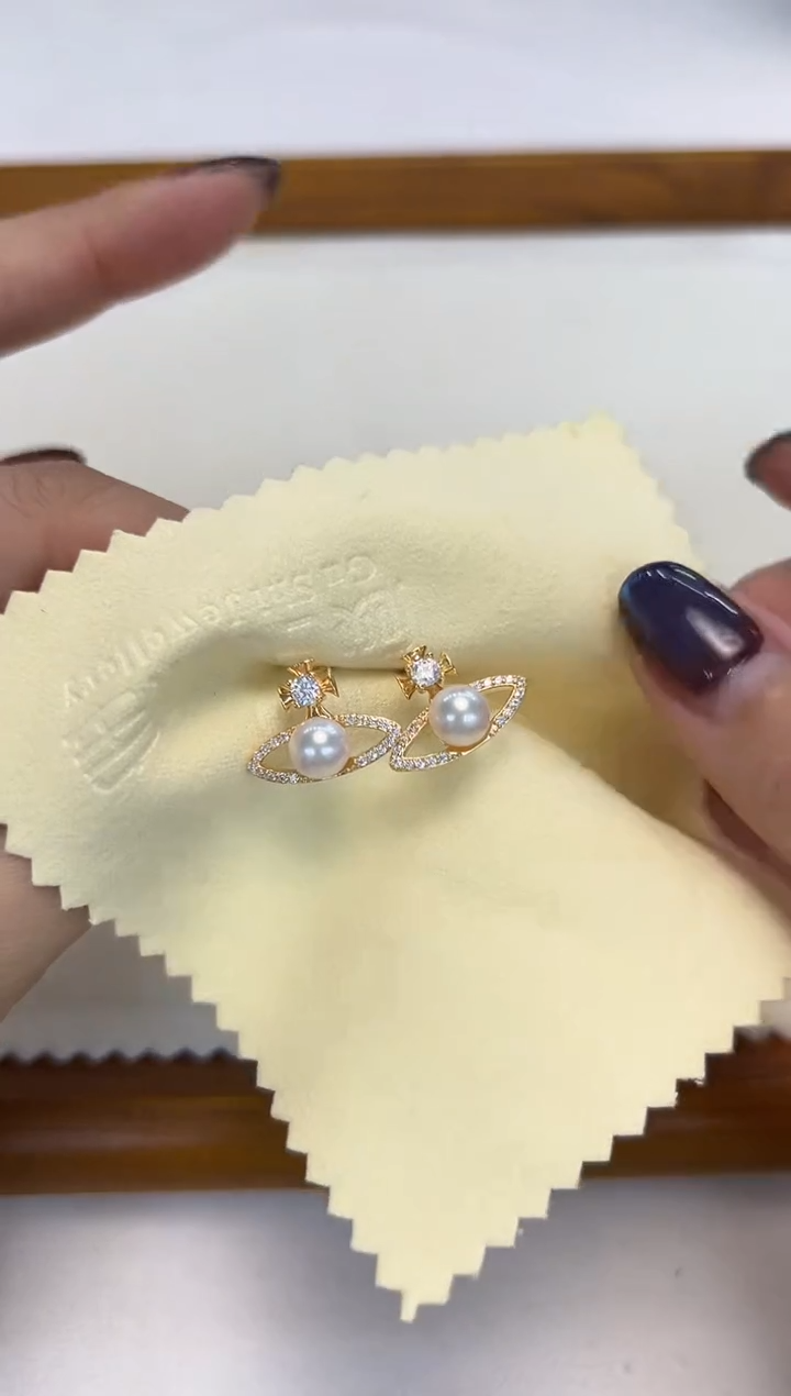 银S925镶嵌耳饰淡水珍珠白珠耳饰