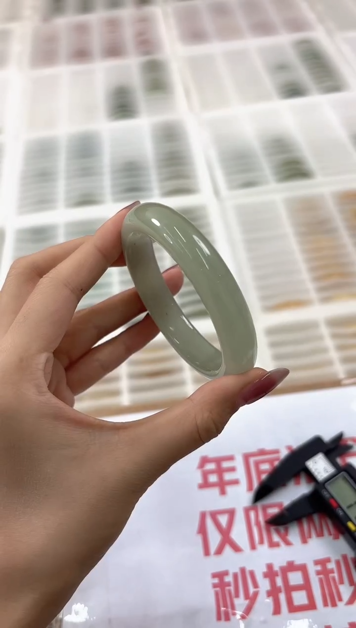 未镶嵌手镯石英质玉172-58D