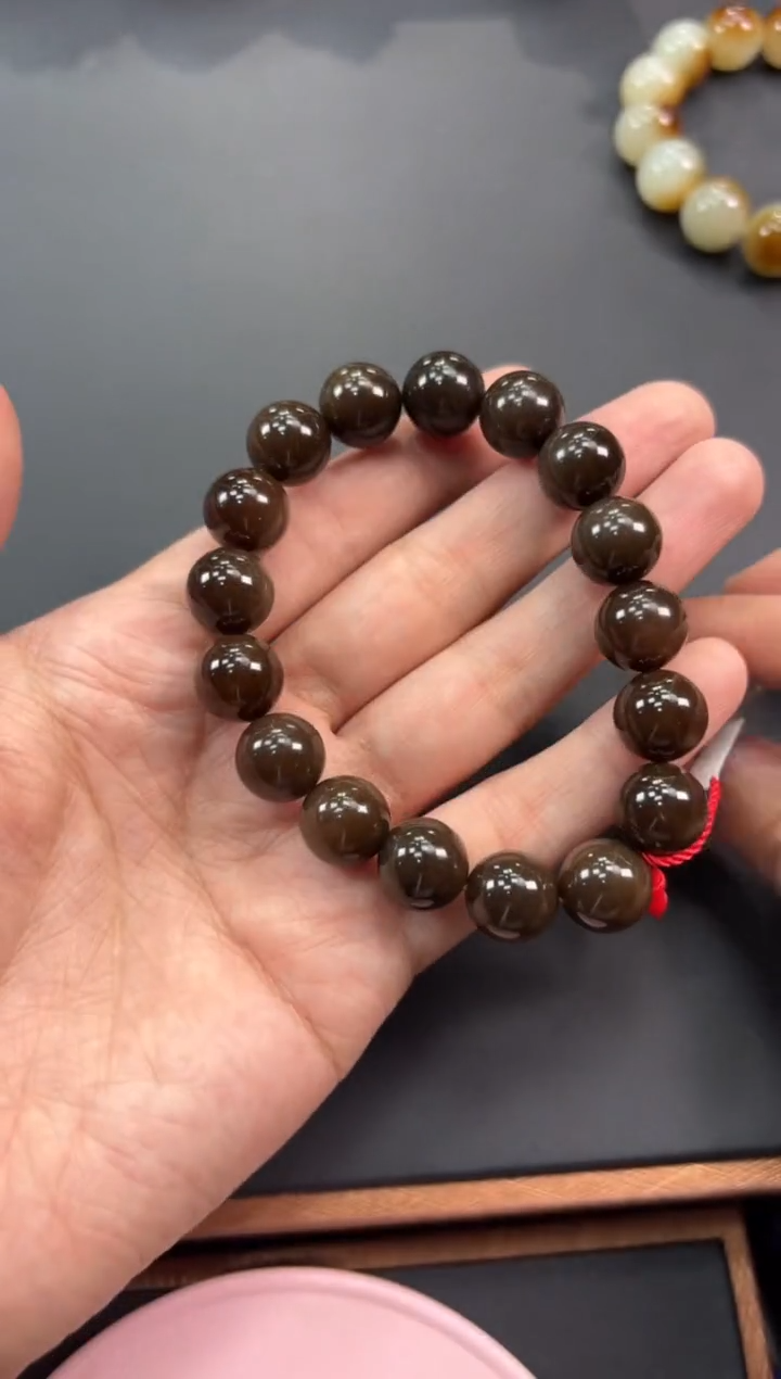 【闪购商品】和田玉手串未镶嵌若羌微色差卡12