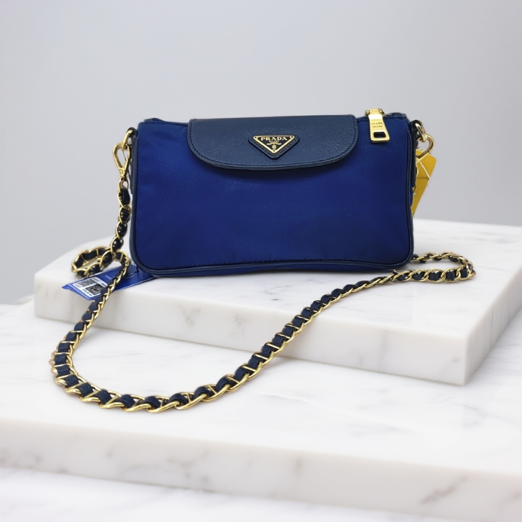 95新 Prada/普拉达  蓝色单肩斜挎包  1829 4841 