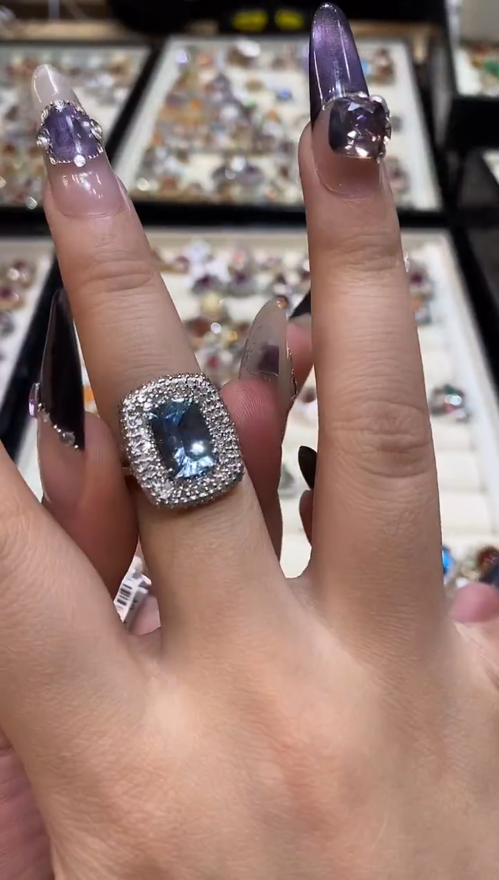 银S925镶嵌戒指定制海蓝宝石楚楚珠宝中古甄选不退换